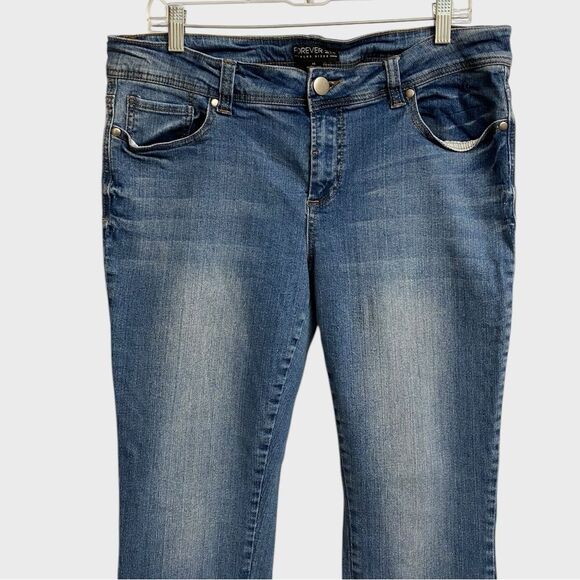 Forever 21 Distressed Faded Skinny Jeans Women's Size 14 Mid Wash Plus Sizes - Picture 3 of 14